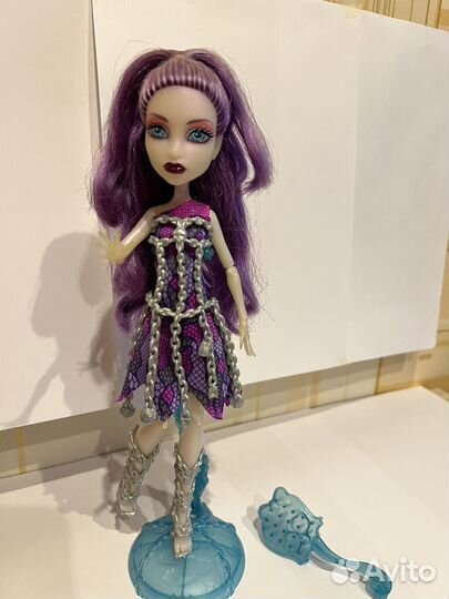 Кукла Спектра Вондергейст - Школа Монстер Хай