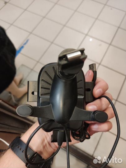 Авто зарядное устройство беспроводное Baseus