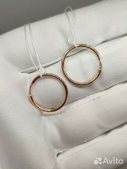 Золотые серьги