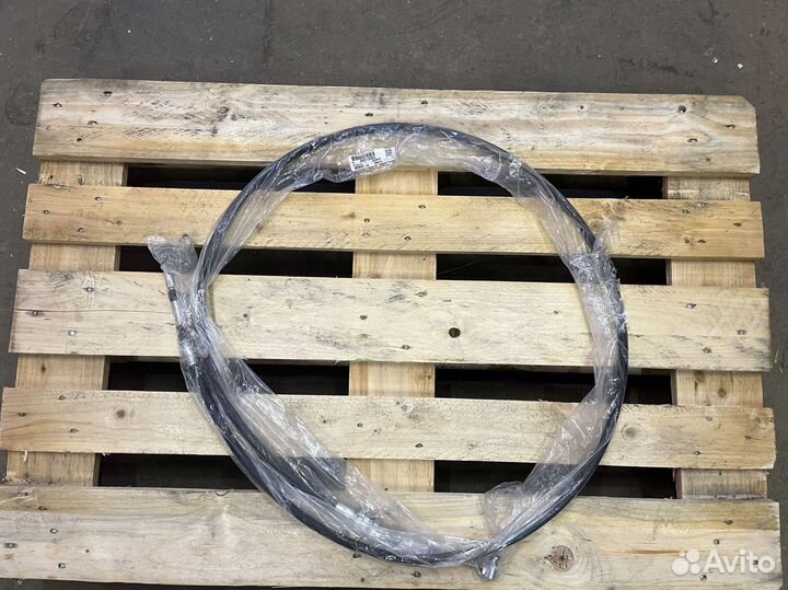 Толкающе-буксир. Кабель AH212083 Джон Дир