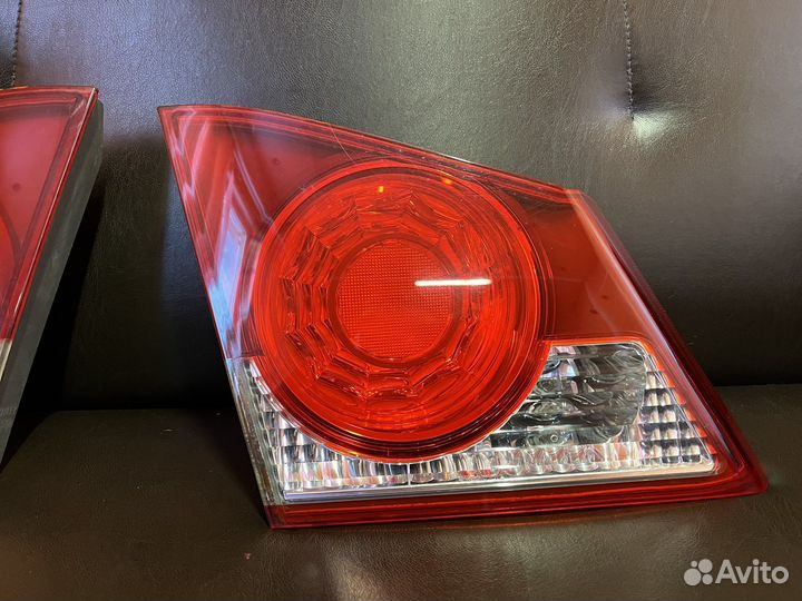 Фонарь в крышку багажника Honda Civic 4D