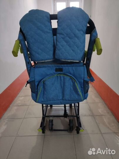 Коляска санки и велосипед