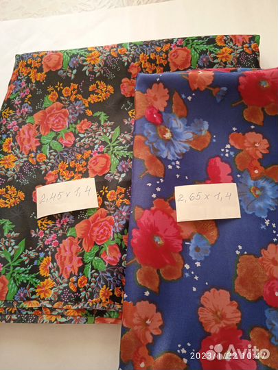 Отрез ткани шелк