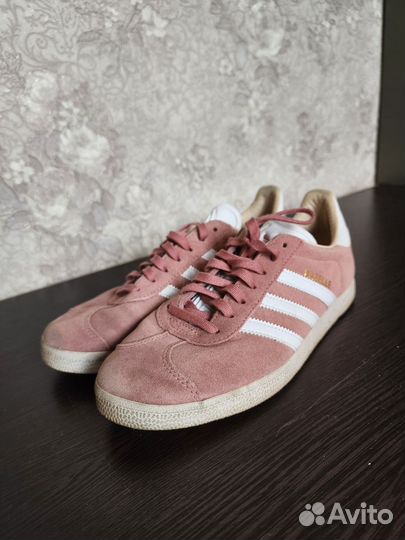 Женские кроссовки gazelle adidas оригинал