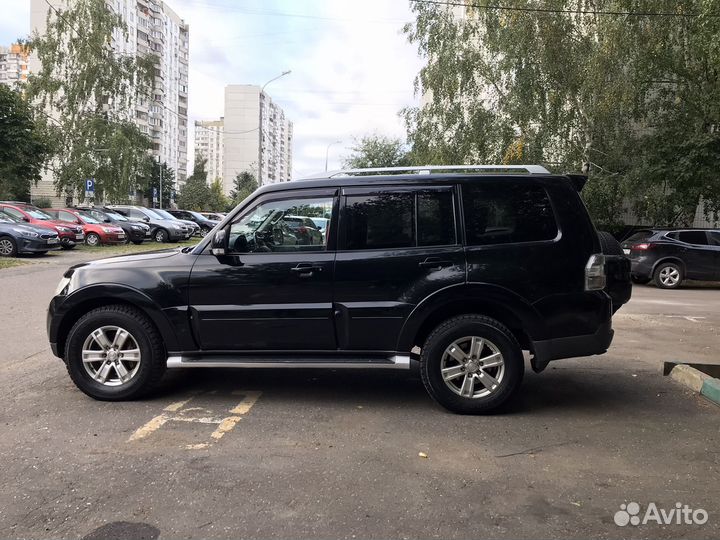 Mitsubishi Pajero 3.2 AT, 2007, 212 158 км