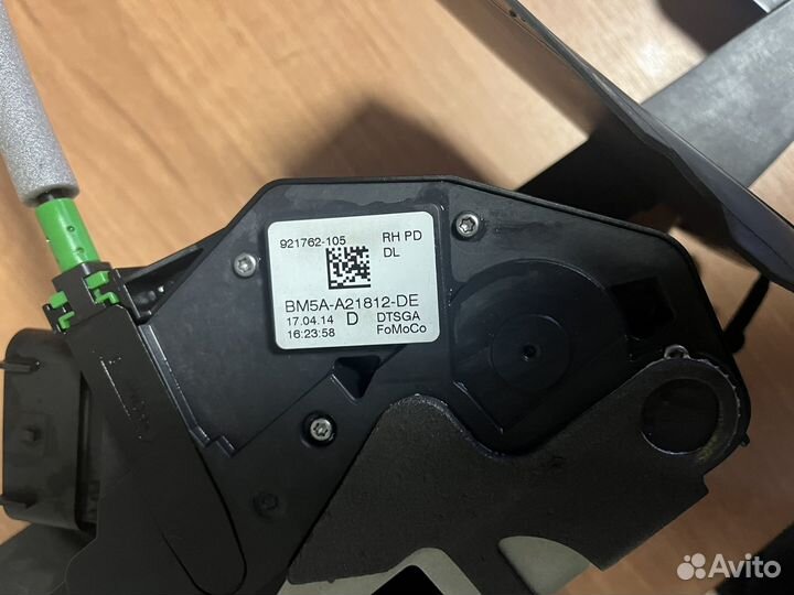 Замок двери передний правый ford kuga 2
