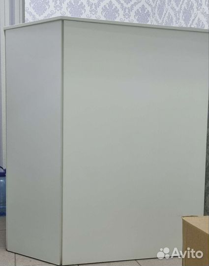 Ресепшен угловой