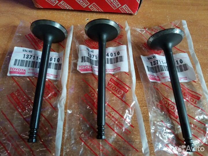 Впускной клапан Toyota 4-Runner Truck 2L 1983-1986