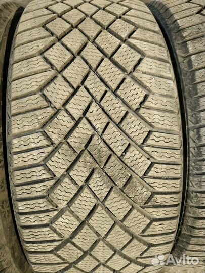 Continental ContiVikingContact 7 255/45 R20 105T