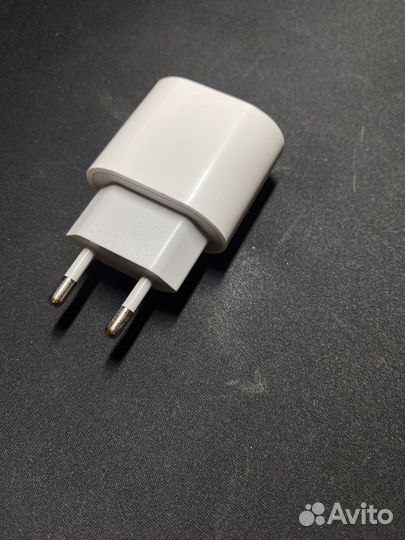 Блок для айфона 20 w