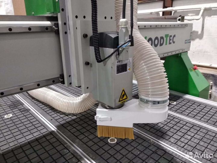 Фрезерный станок с чпу WoodTec H1325L 1300*2500мм