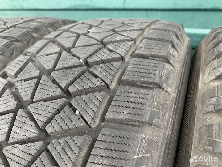 Bridgestone Blizzak DM-V2 225/65 R17 102Q