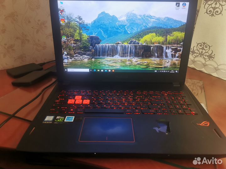 Asus rog strix