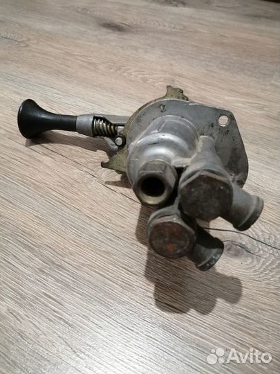 Кран ручного тормоза Камаз, Маз