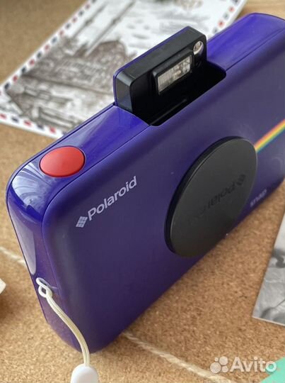 Фотоаппарат с мгновенной печатью