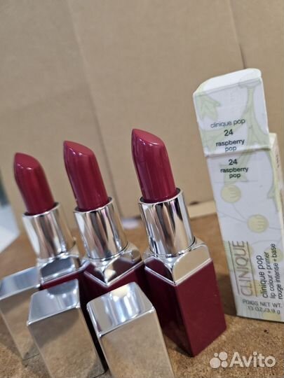 Помада для губ 24 Raspberry. Clinique