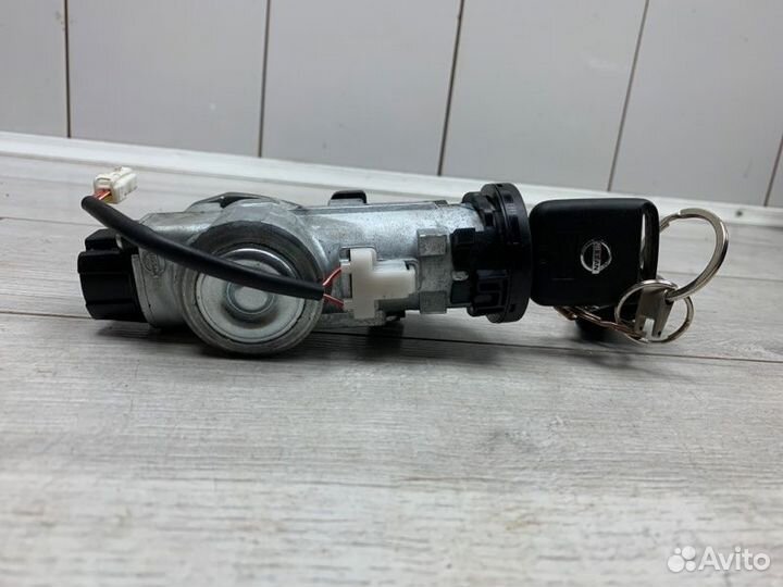 Замок зажигания Nissan Qashqai кроссовер R9M 2013