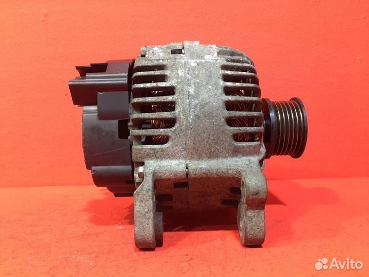 Генератор для Volkswagen Golf 5 BUD 1.4 л (Б/У)