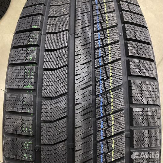 Tracmax X-Privilo S360 225/50 R17 98