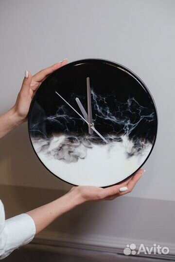 Часы из эпоксидной смолы 40 см