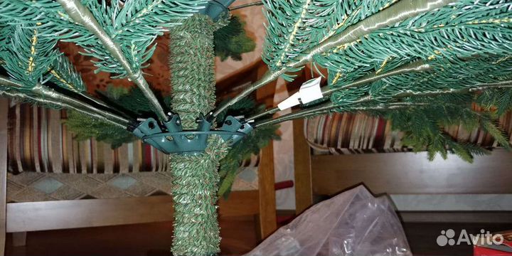 Елка искусственная 210 см