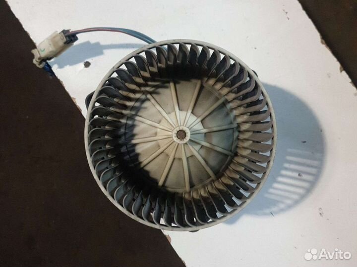 Моторчик печки митсубиси лансер 10