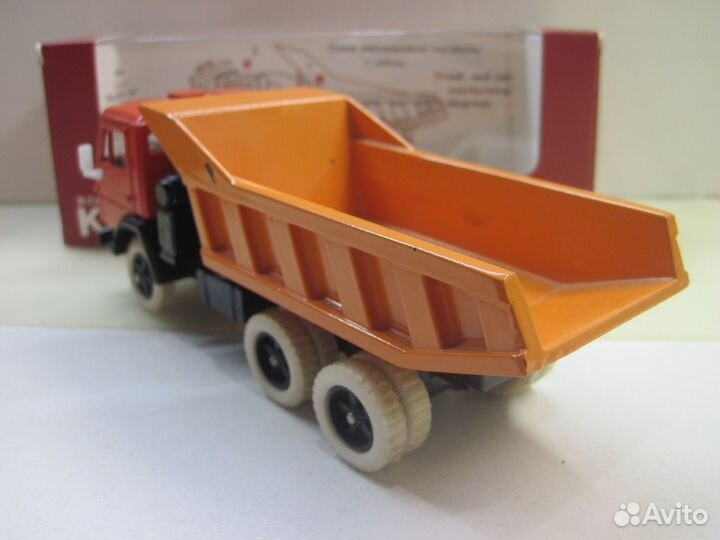 Модель камаз-5511, белая резина, из коллекции