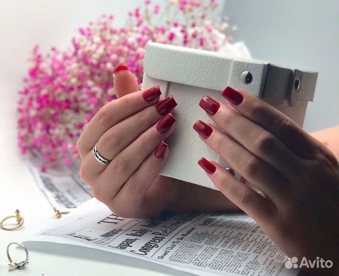 Маникюр, наращивание ногтей