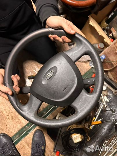 Руль с подушкой безопасности на LADA granta 17г