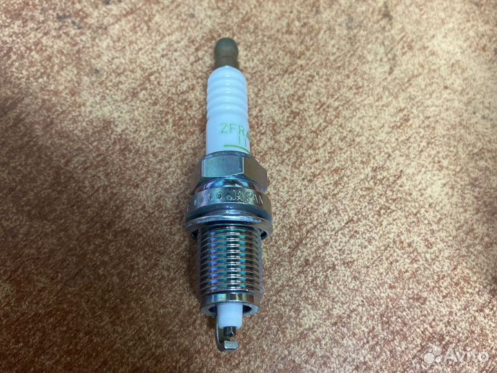 278001574 свеча зажигания NGK ZFR4F-11 BRP