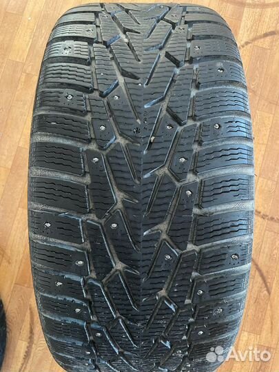 Nokian Tyres Hakkapeliitta 7 255/40 R19 100T