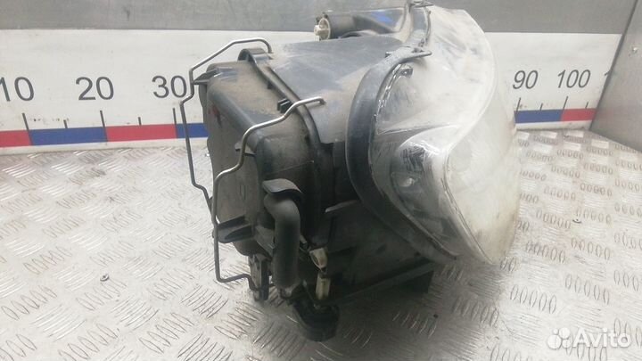 Фара правая Volkswagen Phaeton 2007