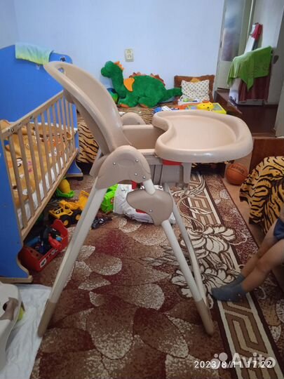 Стульчик для кормления