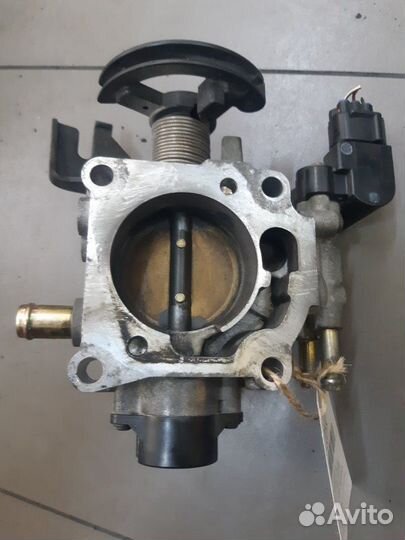 Заслонка дроссельная Toyota Rav4 ZCA25 1zzfe 2005