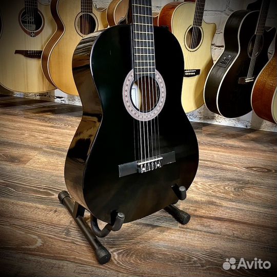 Классическая гитара 4/4 terris TC-395A BK