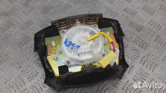 Подушка безопасности водителя mazda 626 GF (8SE04J