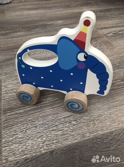 Развивающие игрушки много разных