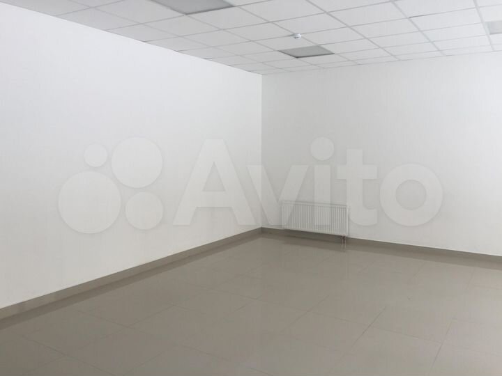 Торговое помещение с арендатором, 159.2 м²