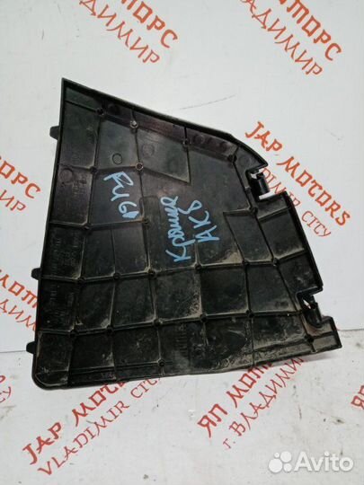 Крышка короба аккумулятора Nissan Fuga KNY51