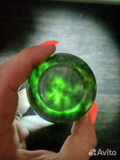 Пиалы / рюмки /чаши из нефрита