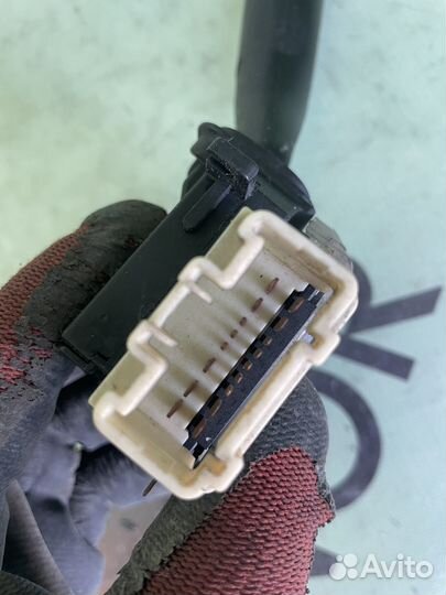 Подрулевой переключатель mazda capella