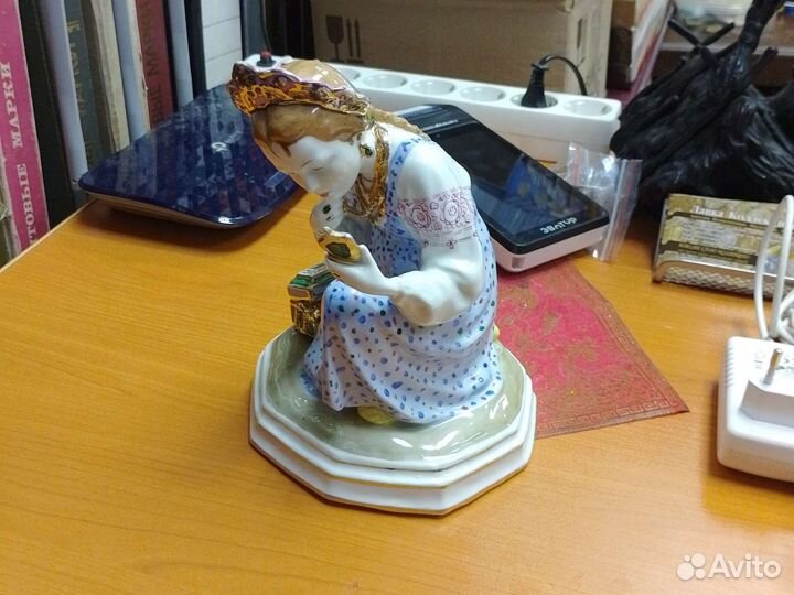 Фарфоровые статуэтки СССР Малахитовая Шкатулка