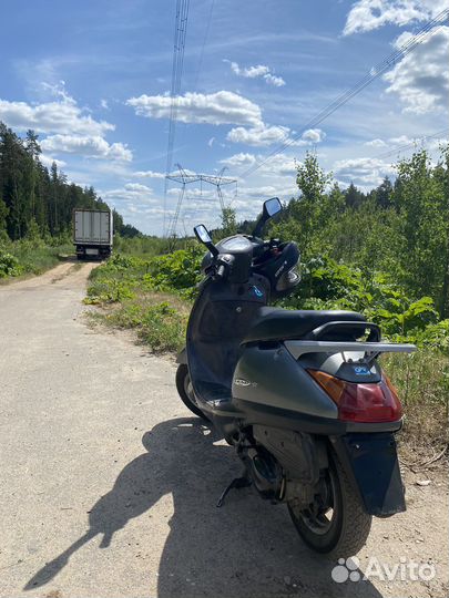 Honda lead 100