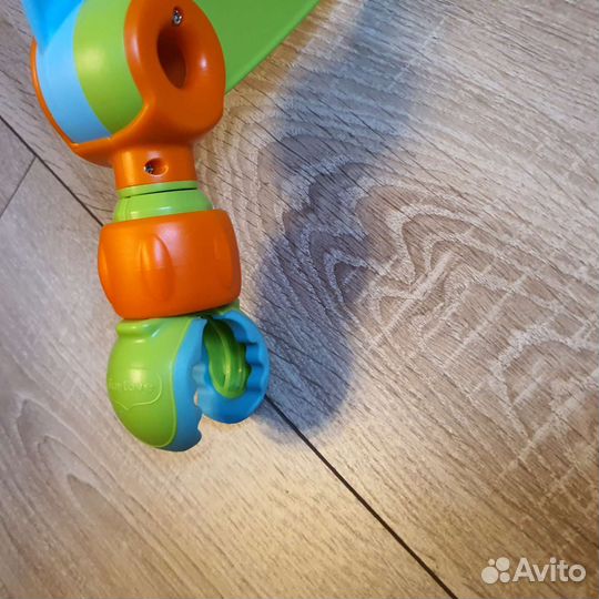 Игрушка на коляску