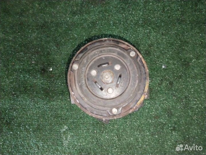 Компрессор кондиционера Opel Meriva A14XER