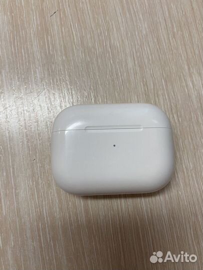 Беспроводные наушники apple airpods