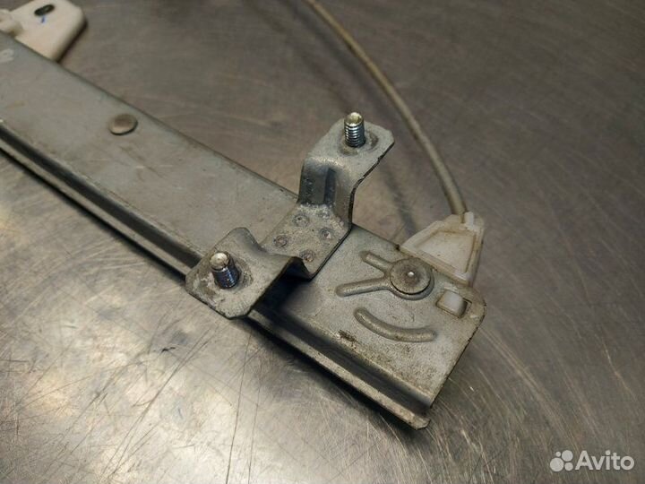 Стеклоподъемник задний левый Hyundai Solaris RB