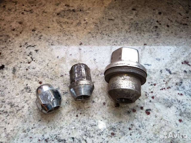 Гайка колесная