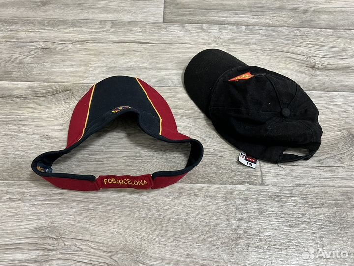 Козырек FCBarcelona + кепка в подарок