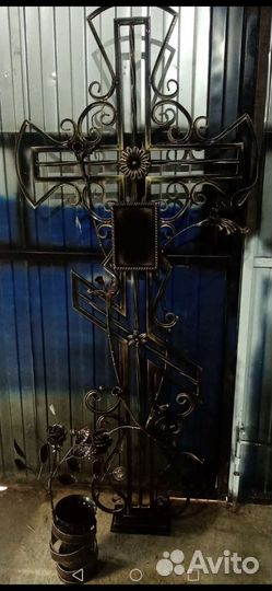 Оградки на кладбище